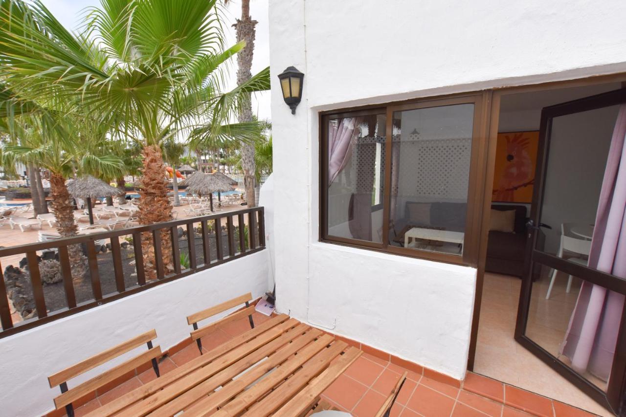 Book Jet - Oasis Pool View Apartment Corralejo Exterior photo